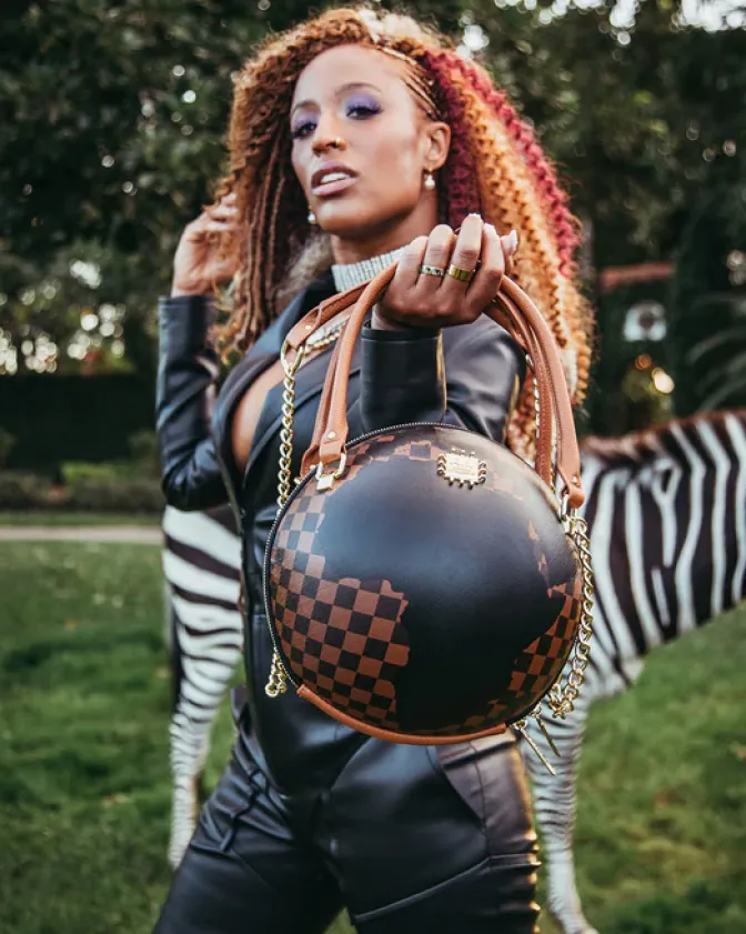A.i.5 GLOBAL GLOBE BAG