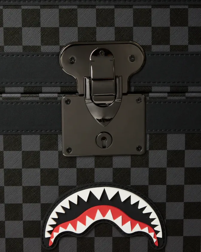 VANQUISH II WARDROBE TRUNK