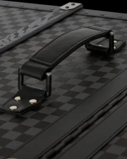 VANQUISH II WARDROBE TRUNK